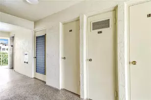 333 4th Ave S, Naples, FL 34102 - Photo 6