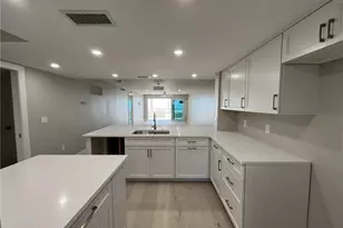 3015 W Gulf Dr, Sanibel, FL 33957 - Photo 4