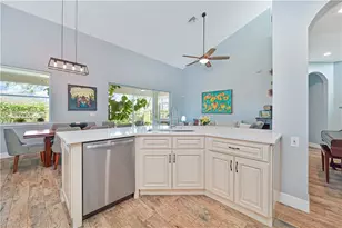 69 Burnt Pine Dr, Naples, FL 34119 - Photo 18