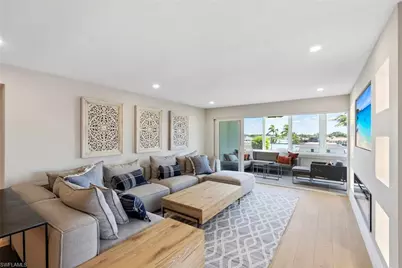 3410 Gulf Shore Blvd N #403, Naples, FL 34103 - Photo 6