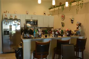 526-528 SE 5th Pl, Cape Coral, FL 33990 - Photo 4