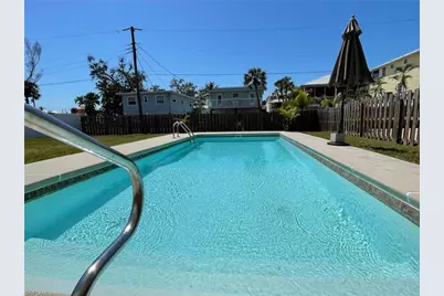 5460 Oak Ridge Ave, Fort Myers Beach, FL 33931 - Photo 4