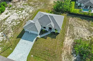 2751 NW 42nd Pl, Cape Coral, FL 33993 - Photo 2