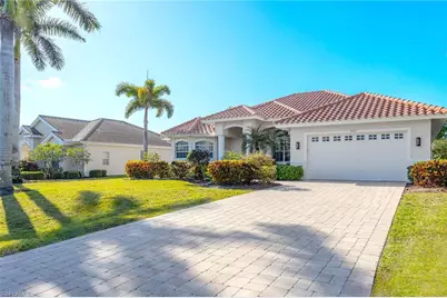 9851 El Greco Cir, Bonita Springs, FL 34135 - Photo 2