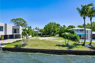 1204 Alhambra Dr, Fort Myers, FL 33901 - Photo 4