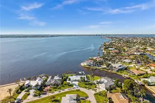 1600 Edith Esplanade, Cape Coral, FL 33904 - Photo 4