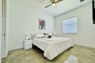 2479 Shadowlawn Dr, Naples, FL 34112 - Photo 26