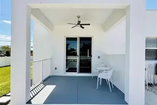 2479 Shadowlawn Dr, Naples, FL 34112 - Photo 6