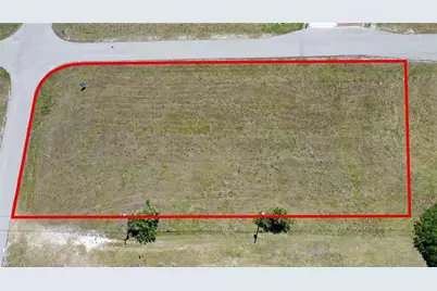 1069 NE 7th Ter, Cape Coral, FL 33909 - Photo 6