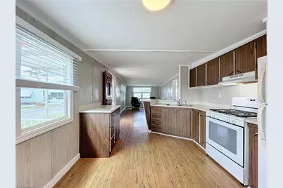 139 Gaslight Ave, North Fort Myers, FL 33917 - Photo 16