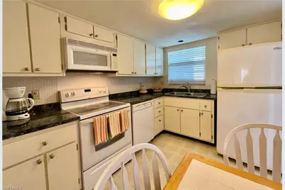 1900 Alamanda Dr #204, Naples, FL 34102 - Photo 14