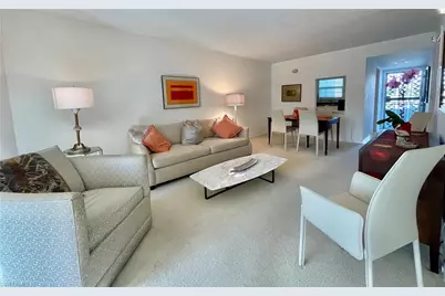 1900 Alamanda Dr #204, Naples, FL 34102 - Photo 6