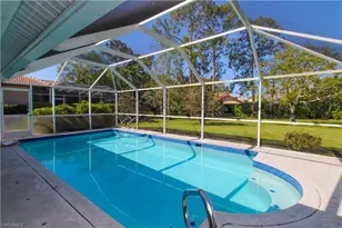 333 Wentworth Ct, Naples, FL 34104 - Photo 1
