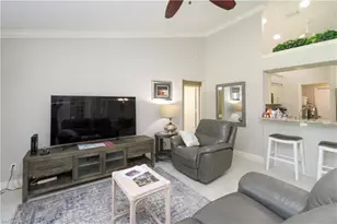 333 Wentworth Ct, Naples, FL 34104 - Photo 18