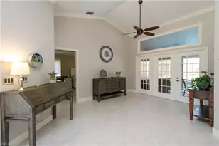 333 Wentworth Ct, Naples, FL 34104 - Photo 24