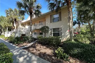 241 Robin Hood Cir, Naples, FL 34104 - Photo 2