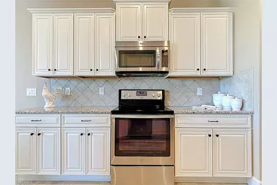 10271 Glastonbury Cir #202, Fort Myers, FL 33913 - Photo 14