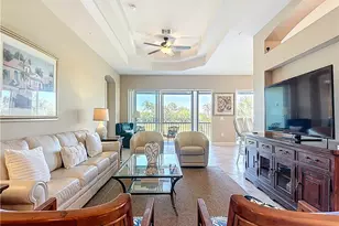 10271 Glastonbury Cir, Fort Myers, FL 33913 - Photo 6