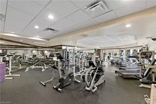 4021 Gulf Shore Blvd N, Naples, FL 34103 - Photo 36