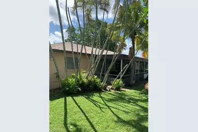 4709 Vinsetta Ave, North Fort Myers, FL 33903 - Photo 6