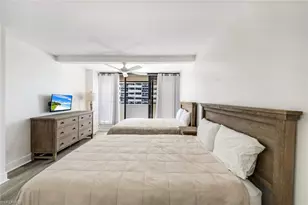 4005 Gulf Shore Blvd N, Naples, FL 34103 - Photo 16