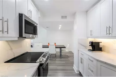 4005 Gulf Shore Blvd N #404, Naples, FL 34103 - Photo 12