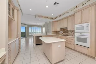 4811 Island Pond Ct, Bonita Springs, FL 34134 - Photo 4