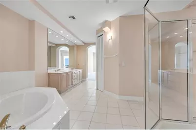 4811 Island Pond Ct #402, Bonita Springs, FL 34134 - Photo 8