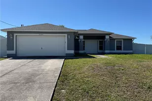2144 NE 28th St, Cape Coral, FL 33909 - Photo 4