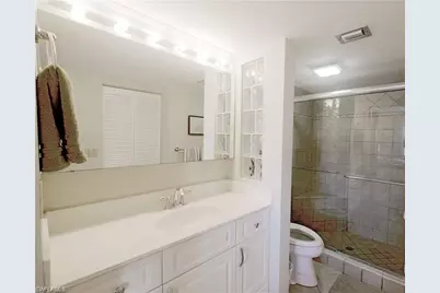 12945 Vanderbilt Dr #402, Naples, FL 34110 - Photo 14