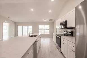 28 NW 20th St, Cape Coral, FL 33993 - Photo 16