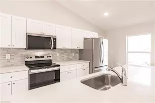 28 NW 20th St, Cape Coral, FL 33993 - Photo 14