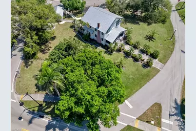 3650 McKinley Ave, Fort Myers, FL 33901 - Photo 4