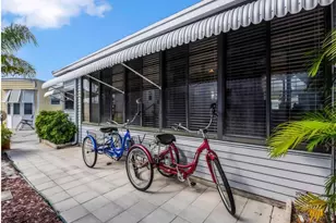 21 Shifting Sand Ave, Bonita Springs, FL 34135 - Photo 2