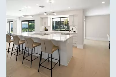 518 Cypress Way E, Naples, FL 34110 - Photo 12