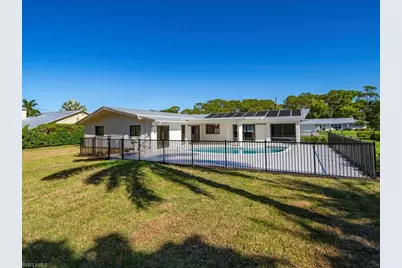 518 Cypress Way E, Naples, FL 34110 - Photo 44