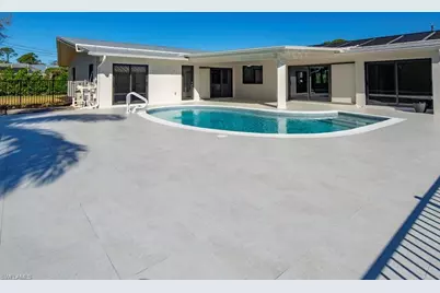 518 Cypress Way E, Naples, FL 34110 - Photo 42