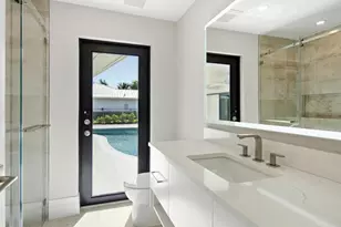 518 Cypress Way E, Naples, FL 34110 - Photo 30