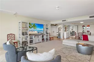 6849 Grenadier Blvd, Naples, FL 34108 - Photo 8