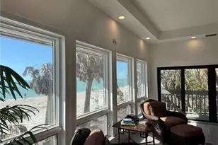 484 Gulf Bend Dr, Captiva, FL 33924 - Photo 4