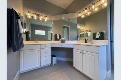 6474 Waverly Green Way, Naples, FL 34110 - Photo 20