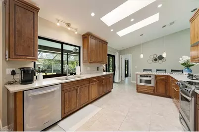 136 Old Tamiami Trl, Naples, FL 34110 - Photo 10