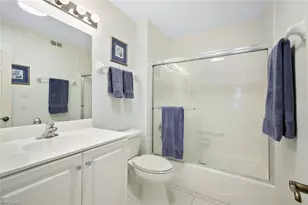 286 4th St S, Naples, FL 34102 - Photo 18