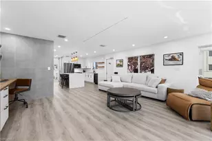 2500 Gulf Shore Blvd N, Naples, FL 34103 - Photo 4