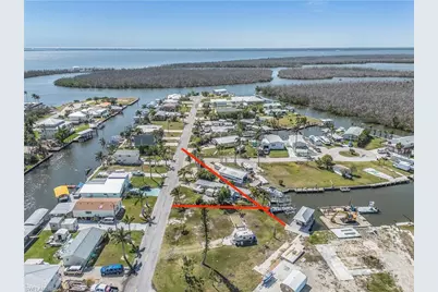 2375 York Rd, Saint James City, FL 33956 - Photo 4