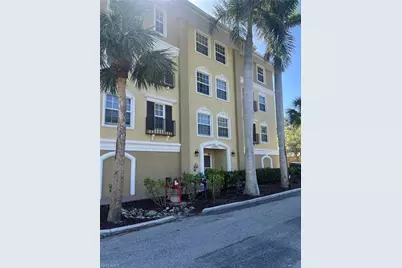 10091 Lake Cove Dr #301, Fort Myers, FL 33908 - Photo 1