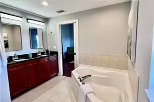 10091 Lake Cove Dr, Fort Myers, FL 33908 - Photo 10