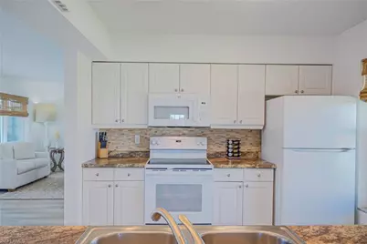 1131 Fern Ct, Marco Island, FL 34145 - Photo 14