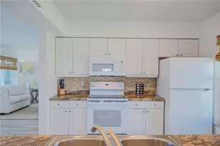 1131 Fern Ct, Marco Island, FL 34145 - Photo 14