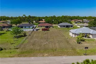 909 Adeline Ave, Lehigh Acres, FL 33971 - Photo 8